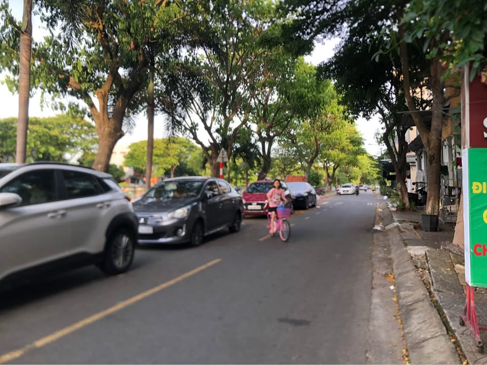 Đất nền lô góc Ông Ích Khiêm, Hải Châu 198m² giá 2 tỷ - Đầu tư sinh lời ngay!