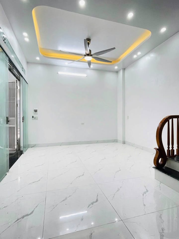 Nhà 3 tầng phường Quang Trung - Diện tích 44m² - Giá 2.1 tỷ - Vị trí đắc địa gần Vincom!