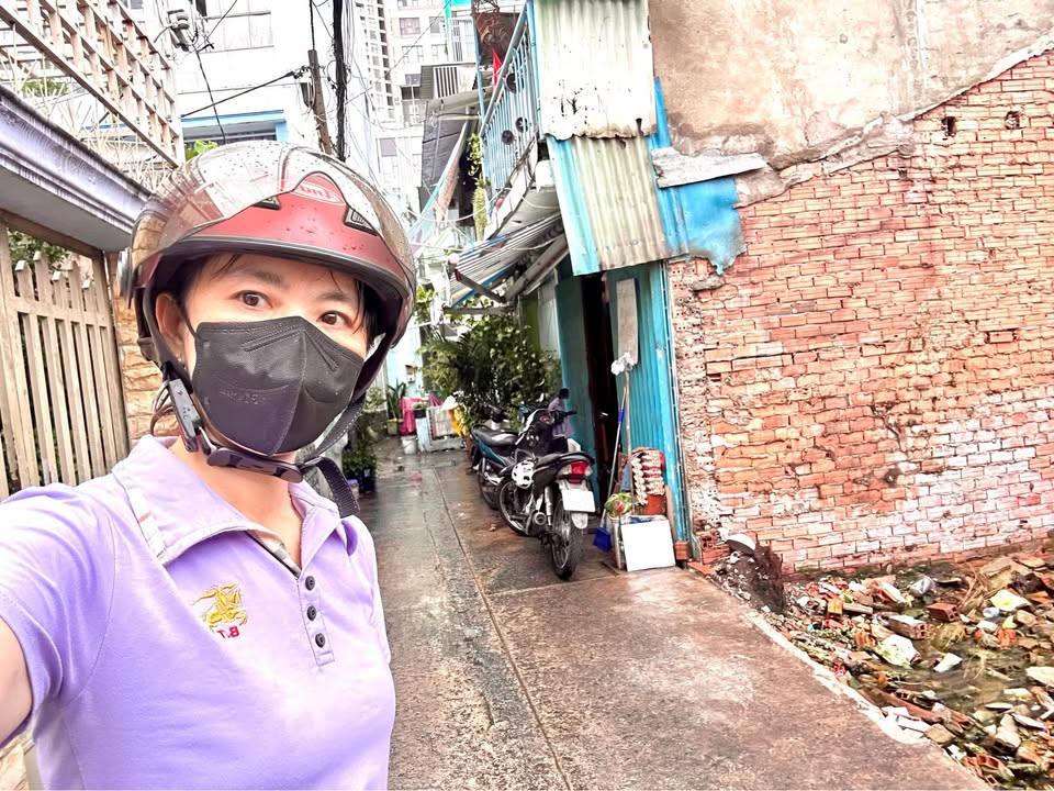 Lô đất Bến Vân Đồn quận 4, diện tích 51m² - Giá thỏa thuận, tiện xây dựng ngay!