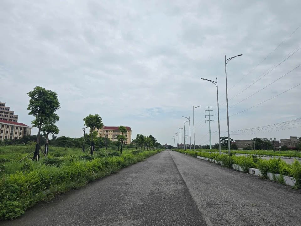 Đất TMDV 255m² mặt đường H100, Kinh Bắc, Bắc Ninh - Hướng Tây Bắc, giá thương lượng!