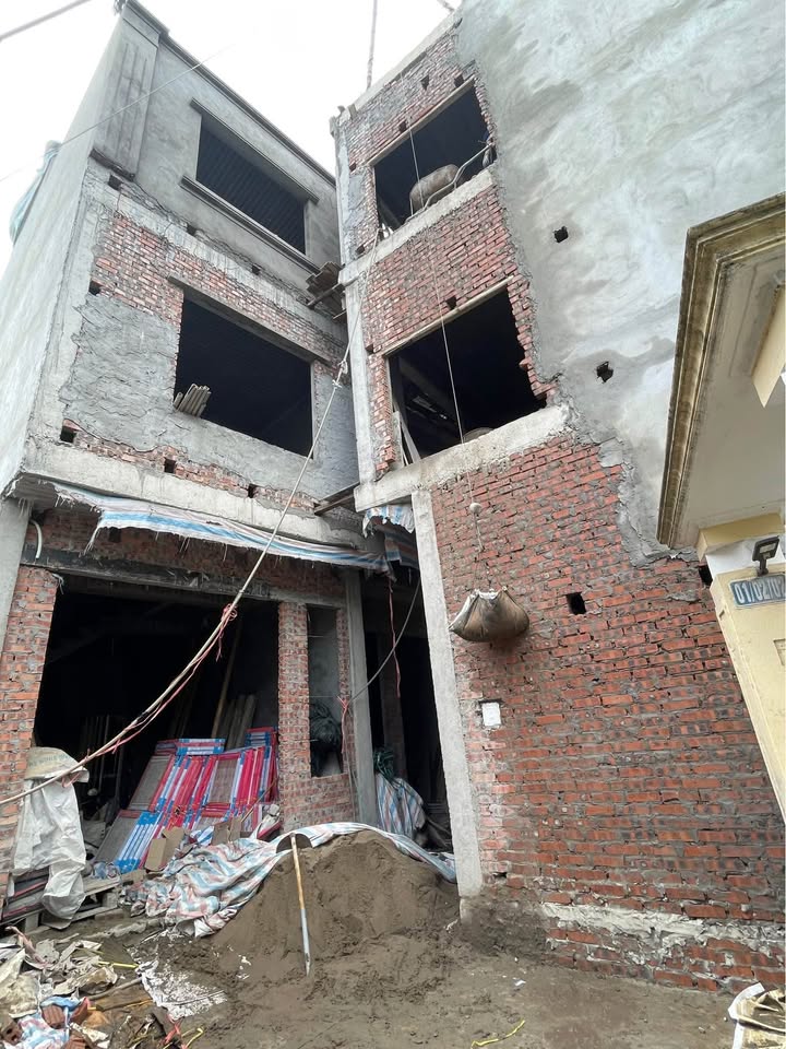 Nhà 3 tầng phường Tiền Phong 35m² giá chỉ 1 tỷ - Vị trí trung tâm thuận lợi!