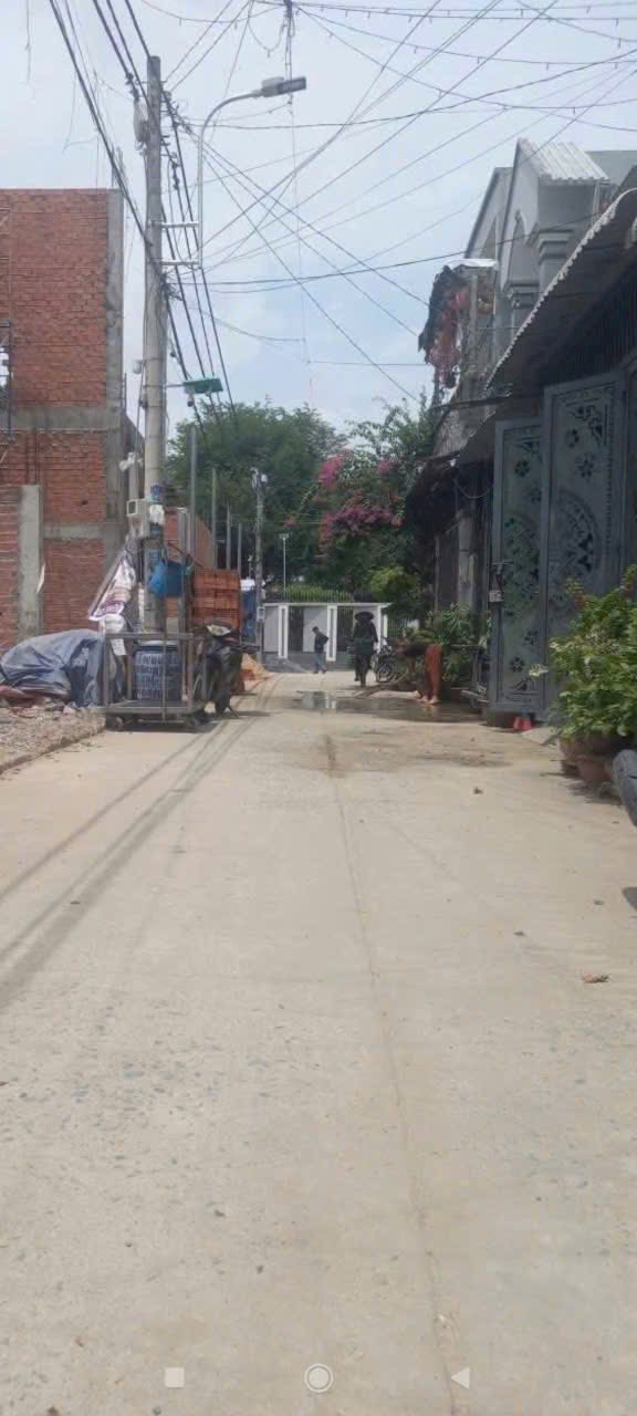 Đất nền Hóc Môn 95m² giá 3.4 tỷ - Sổ hồng riêng, xây dựng tự do!