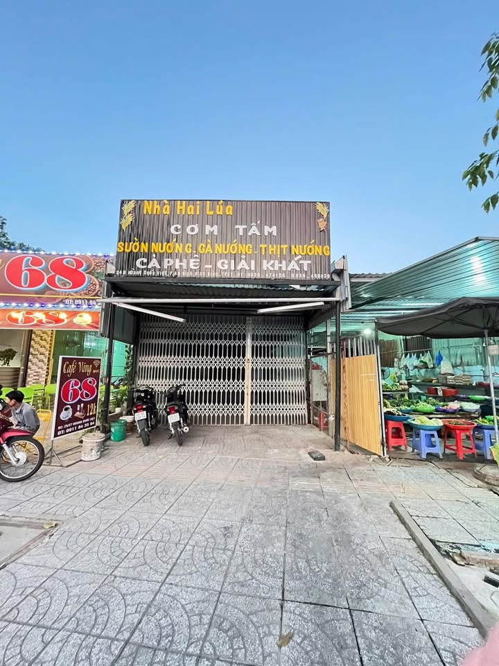 Nhà cho thuê mặt tiền Hoàng Quốc Việt 175m² giá 12 triệu - Kinh doanh tự do!