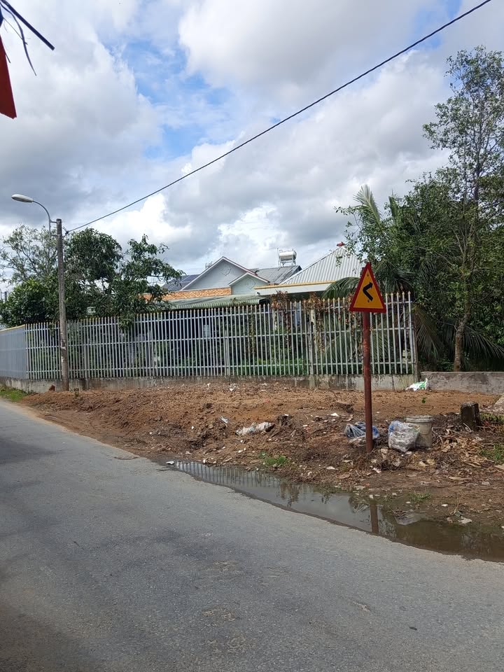 Đất nền nhỏ gọn 44m² đường Nguyễn Văn Thiệt giá chỉ 650 triệu - Cơ hội kinh doanh tuyệt vời!