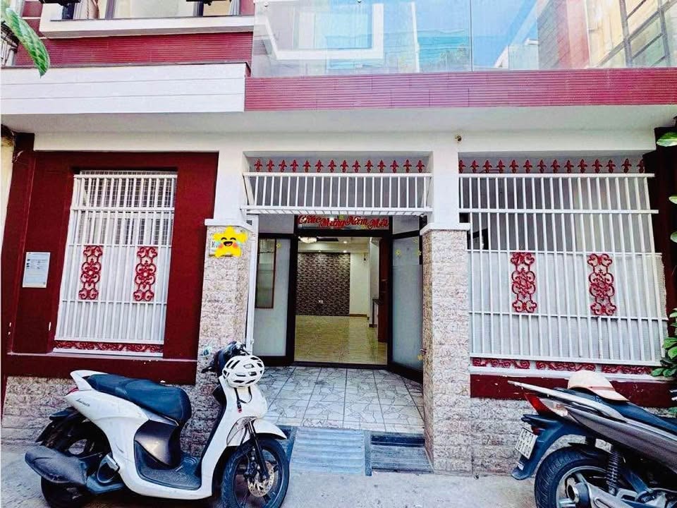 Nhà 2 Tầng Mặt Tiền 6,2m Đường Triệu Nữ Vương Hải Châu - Chỉ 4 Tỷ!