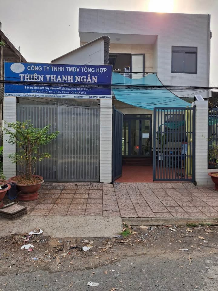 Nhà phố Tân Phú Thạnh, Châu Thành A 250m² giá 5 tỷ - Vị trí đắc địa, đầu tư sinh lời cao!