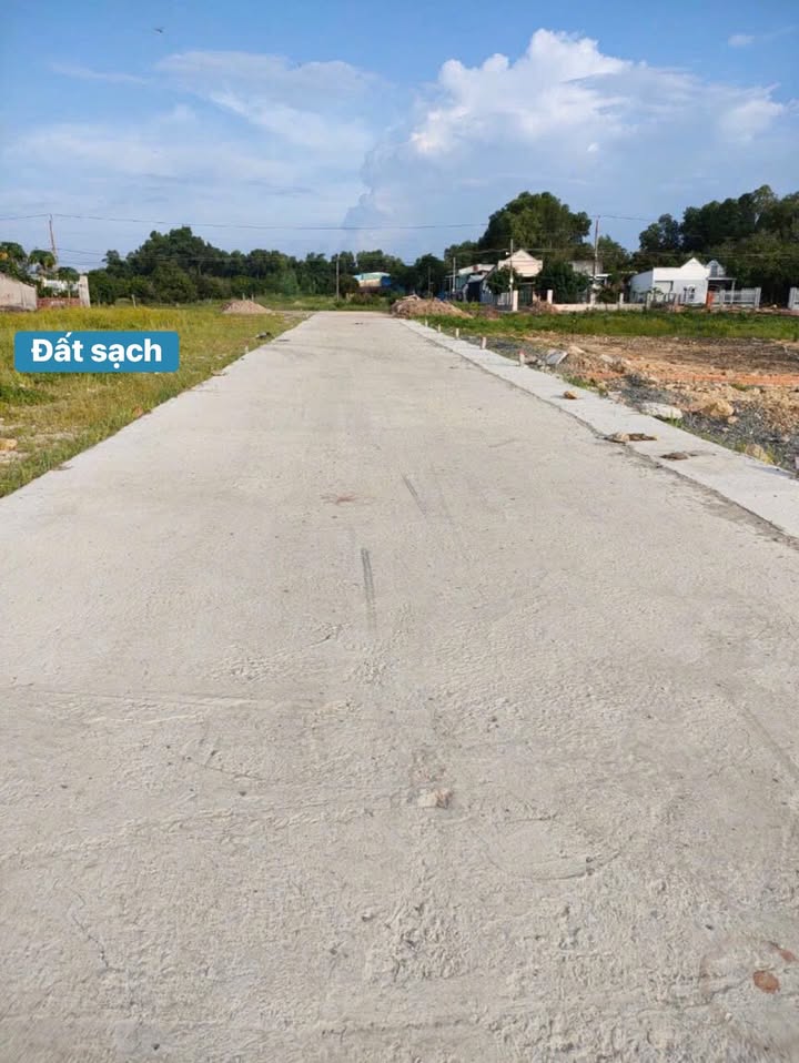 Đất thổ cư 100m² tại Phú Mỹ, Bà Rịa - Vũng Tàu giá 1 tỷ - Mặt tiền đường lớn, dân cư đông đúc!