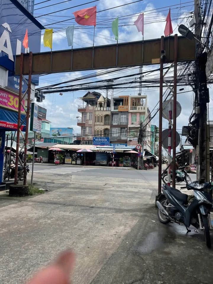 Đất nền Phú Lâm Tân Phú 143m² giá 2.75 tỷ - Sổ đỏ chính chủ, gần chợ!