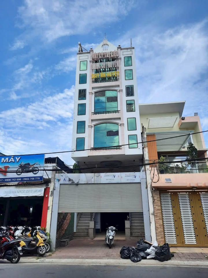 Nhà mặt tiền Trương Công Định Vũng Tàu 1000m² giá 42 triệu - Phù hợp mọi ngành nghề!