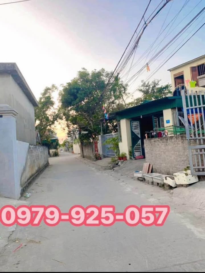 Đất nền Yên Thanh Uông Bí 117m² giá 1.4 tỷ - Đường thông, đông dân cư!