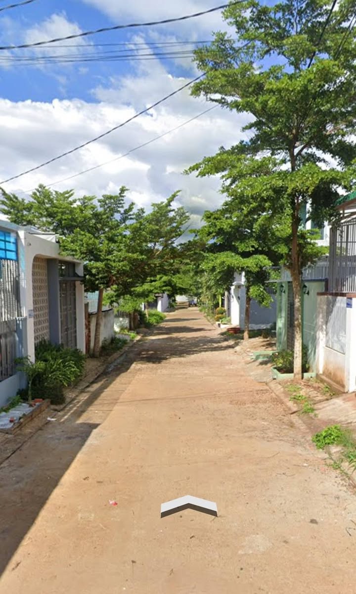 Nhà hẻm 434/79 đường Y Moan Buôn Ma Thuột 100m² giá 2.7 tỷ - Chính chủ bán gấp!