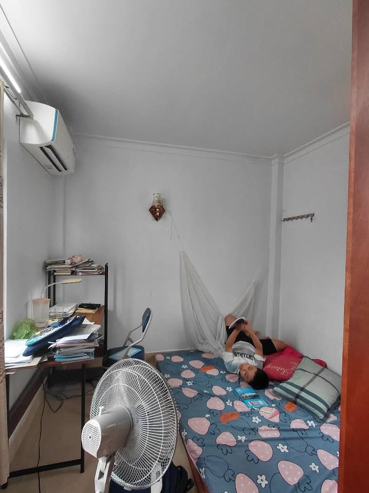 Nhà nhỏ xinh mặt ngõ Võ Thị Sáu, Hải Phòng 20m² giá 1.2 tỷ - Ô tô đỗ cửa thoải mái!