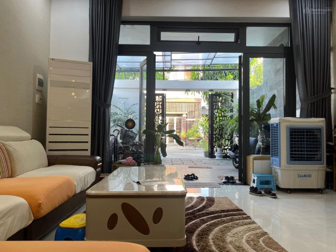 Nhà 2 tầng tại Ngũ Hành Sơn 100m² giá 5 tỷ - Đắc địa gần công viên!