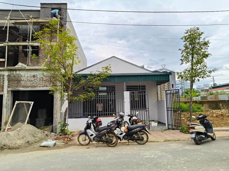 Nhà riêng tại Tổ 23, Phường Tân Phong, Lai Châu 105m² giá 1 tỷ - Sẵn sàng dọn vào ở ngay!