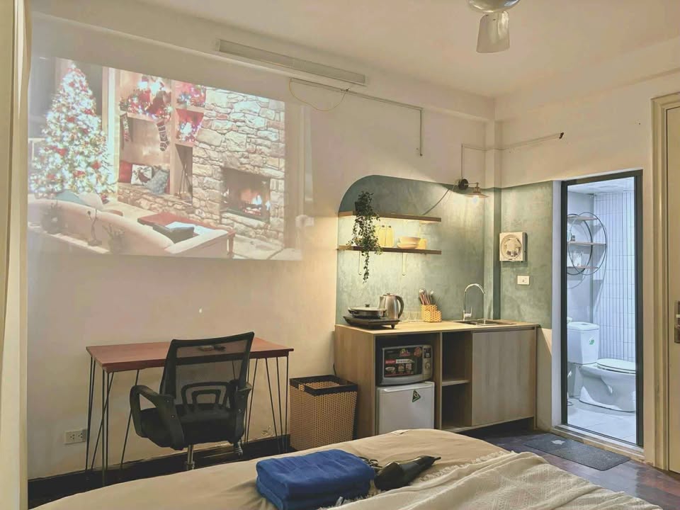 Chính chủ sang nhượng CHDV/Homestay Quảng An, Tây Hồ - 70m² - Giá thuê chỉ 33 triệu/tháng!