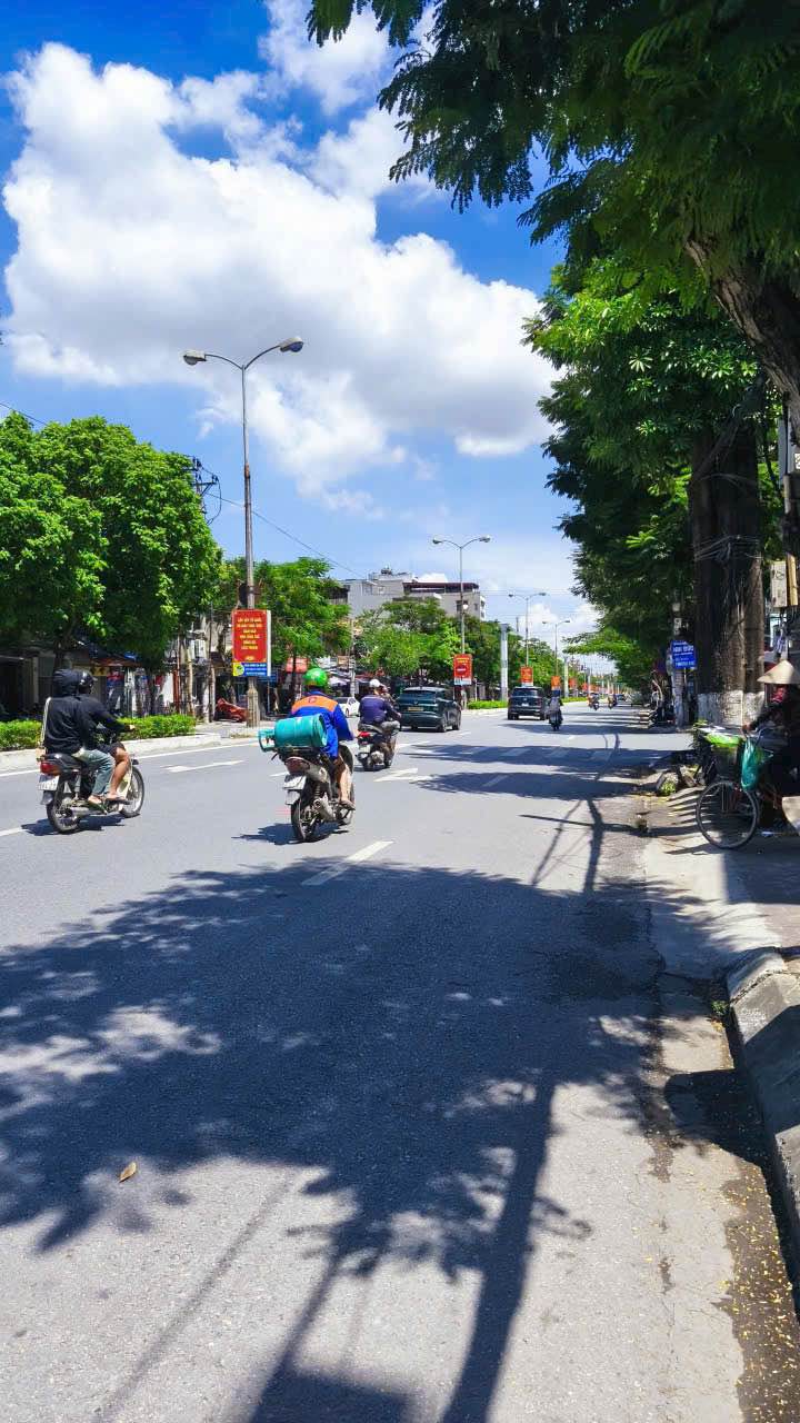 Nhà mặt đường Trường Chinh, Kiến An, 91m² giá 6 tỷ - Đầu tư sinh lời ngay!