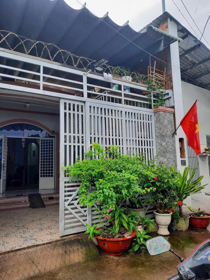 Nhà cấp 4 Thủ Đức 117m² giá 6 tỷ - Chính chủ bán gấp, thổ cư 100%!