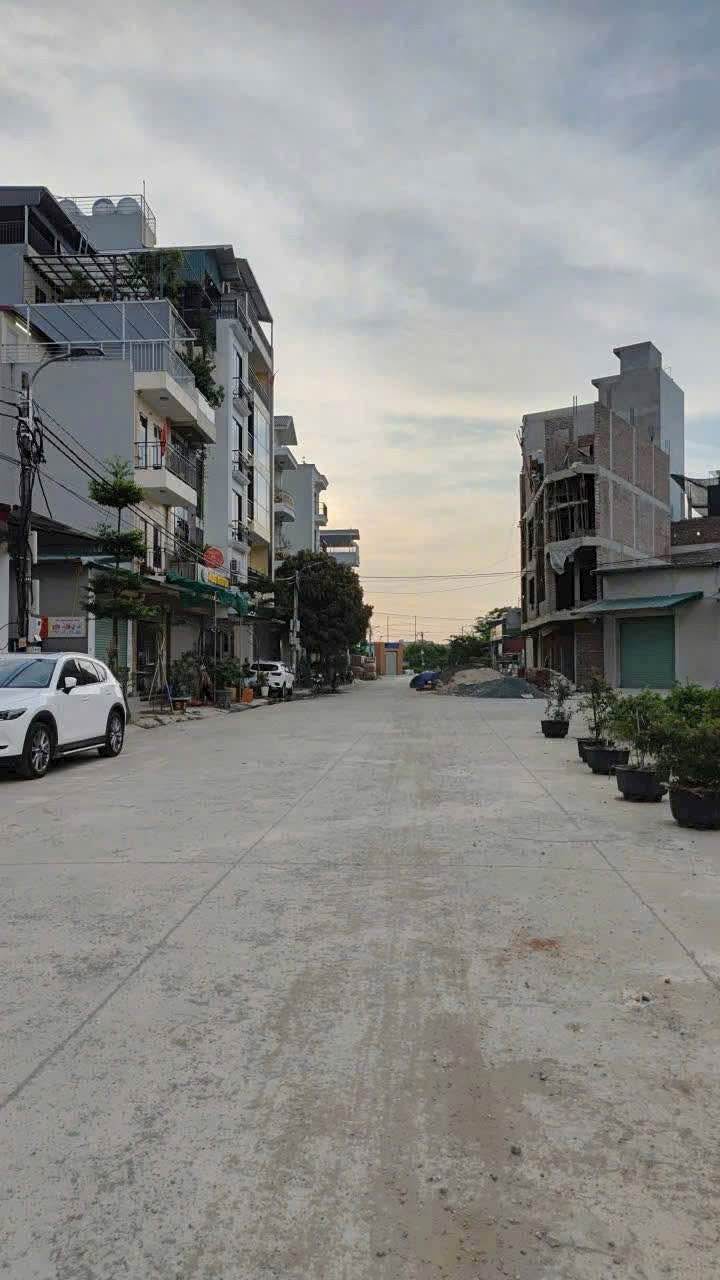 Đất dịch vụ La Phù Hoài Đức 46m² giá 9 tỷ - Sổ đỏ chính chủ, bán gấp!