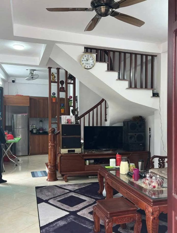 Nhà góc Liên Mạc, Bắc Từ Liêm 33m² giá 6.5 tỷ - Ô tô đỗ cửa, giao dịch ngay!