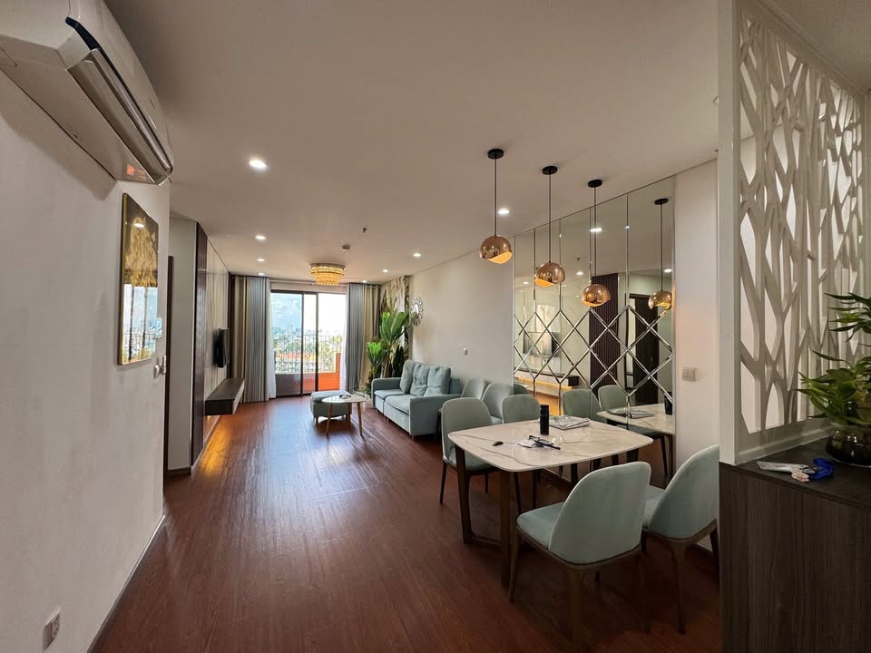 Căn hộ 2PN IRIS 3 - HÀ ĐÔ CENTROSA 107m² giá 28 triệu - Nhà sẵn giao ngay!