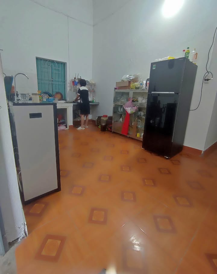 Nhà mặt tiền kinh doanh Tân Phong, Quảng Xương 100m² giá 1.1 tỷ - Sổ đỏ chính chủ!