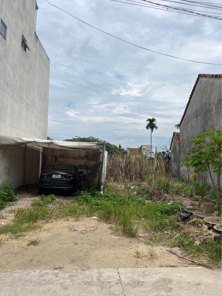 Đất đẹp 120m² Hẻm 142 Lê Quý Đôn, Nghĩa Lộ giá chỉ 1.3 tỷ - Đầu tư sinh lời!