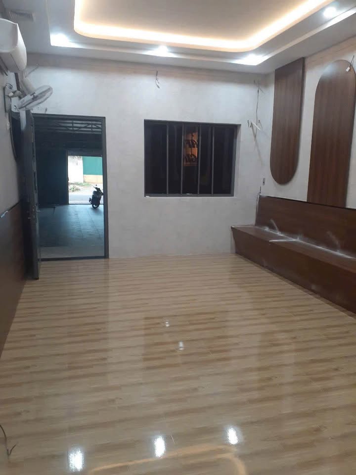 Nhà phố mặt tiền đường Phạm Văn Bách, Thành Nhất, 264m², giá 4.85 tỷ - Kinh doanh thuận lợi!