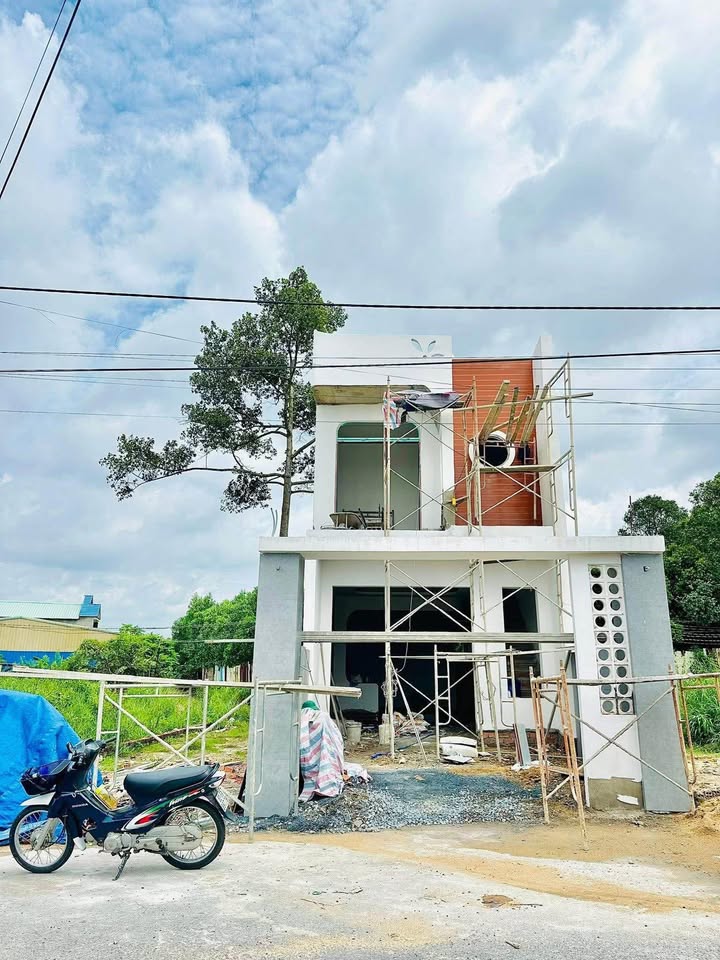 Nhà phố hiện đại Trảng Dài 520m² giá 3.29 tỷ - Chọn màu sơn theo phong thủy!