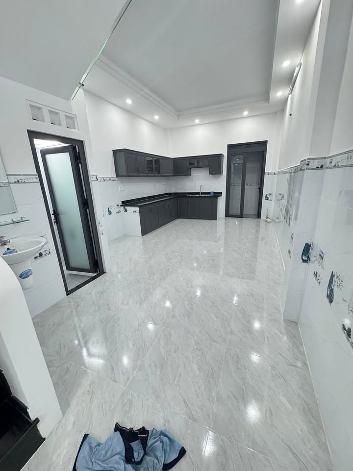 Nhà cho thuê hẻm 413 đường Lê Văn Quới, Bình Tân 60m² giá 10.5 triệu - Nhà mới xây, phù hợp cho gia đình!