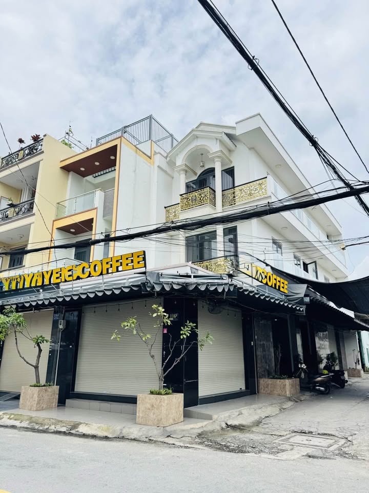 Nhà mặt tiền Miếu Gò Xoài quận Bình Tân 106m² giá 14 tỷ - Căn góc hiếm có đầu tư!