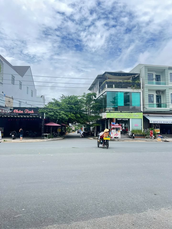 Nhà riêng Rạch Giá 140m² giá 2.55 tỷ - Gần Lạc Hồng chỉ 50m!