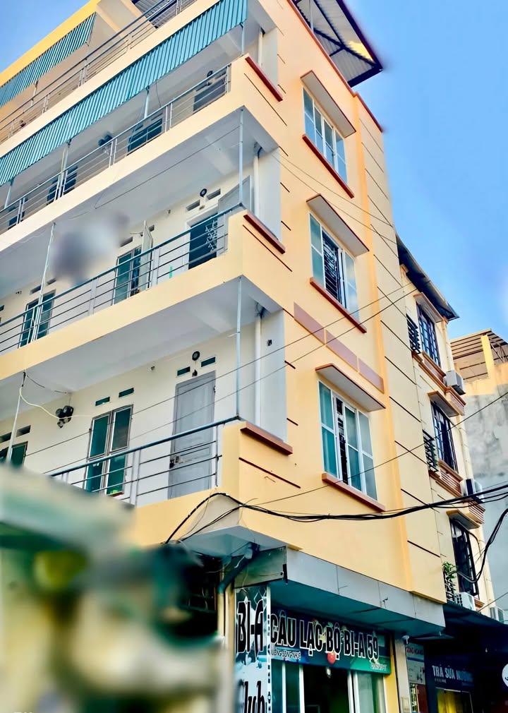 Phòng cho thuê gần cổng HVTC, 18m² chỉ 2.2 triệu - Cơ hội tuyệt vời cho sinh viên!