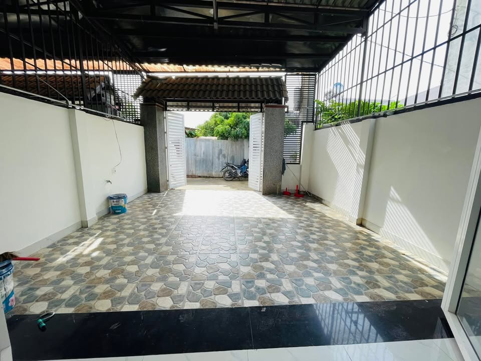 Nhà 1 Trệt 1 Lầu Hẻm 434 Y Moan, 125m² giá 2.79 tỷ - Cơ hội đầu tư tuyệt vời!