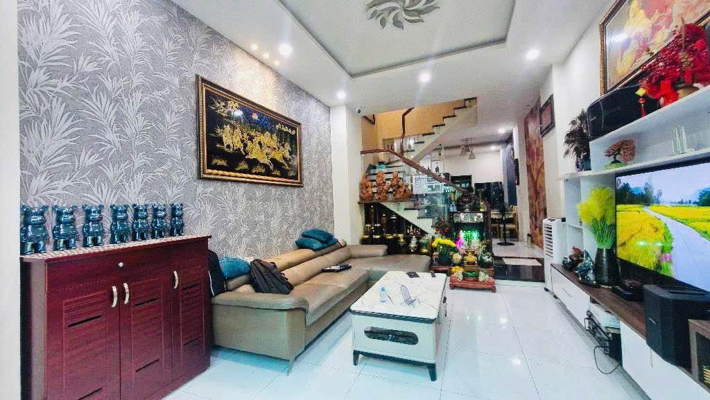 Nhà chính chủ phường Tân Hưng quận 7 giá 8 tỷ - Sẵn sàng vào ở ngay!