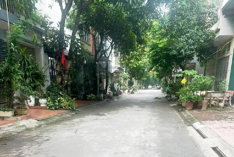 Nhà phố Hàng Bè Hà Đông 50m² giá 11 tỷ - Vị trí đắc địa, tiện ích đồng bộ!