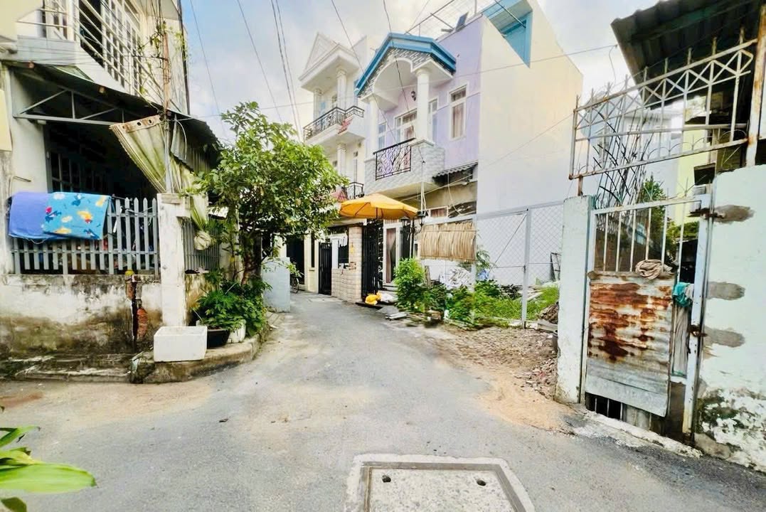 Đất nền Bình Trưng Q2, 84m² giá 5.3 tỷ - Xây dựng ngay!