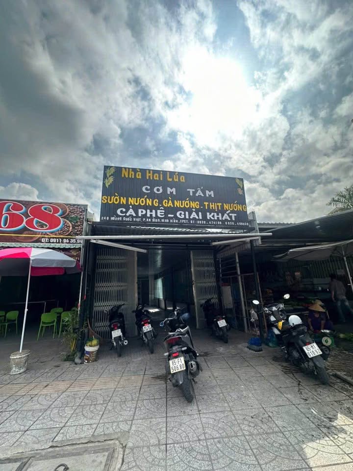 Nhà trệt mặt tiền đường Hoàng Quốc Việt, An Bình 175m² giá 12 triệu - Thích hợp cho kinh doanh!