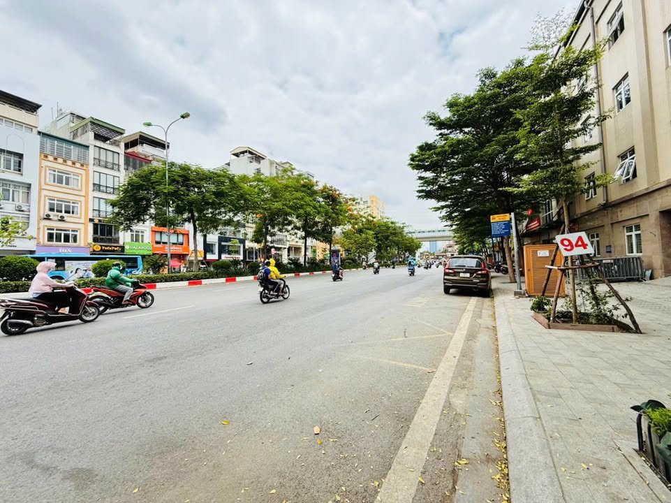 Nhà 2 tầng Đống Đa 31m² giá 8.9 tỷ - Vị trí đắc địa, kinh doanh tuyệt vời!