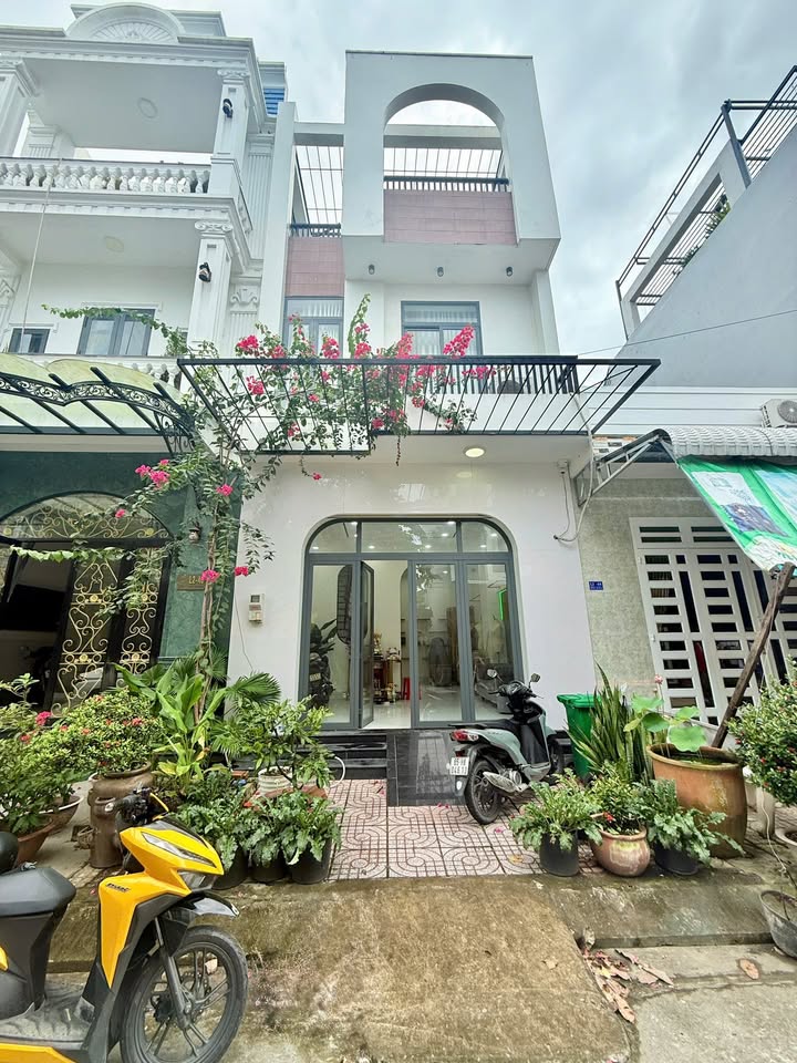 Nhà cho thuê 3 tầng full nội thất tại KDC Văn Hóa Tây Đô - Cái Răng, Cần Thơ chỉ 13.5 triệu!