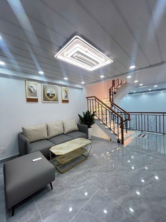 Nhà Đất Time City, Hai Bà Trưng 28m² giá 7 tỷ - Phong thủy tốt, sẵn sàng ở ngay!