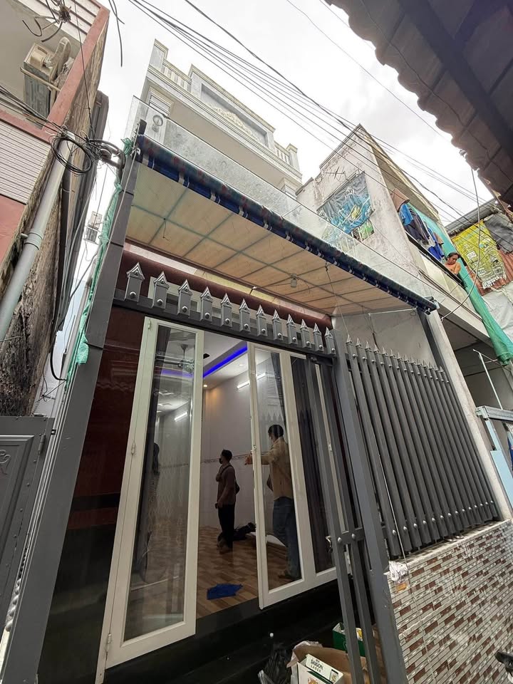 Nhà cho thuê Ninh Kiều Cần Thơ 56m² giá 6 triệu - Nội thất đầy đủ, sẵn sàng vào ở!