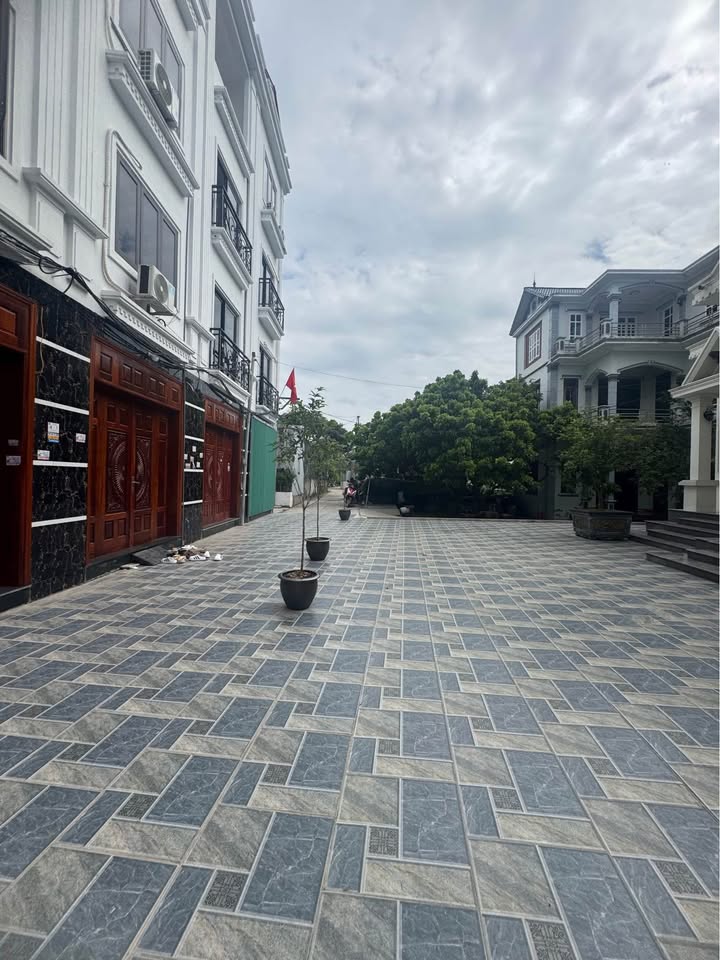 Nhà Phụng Châu - Chương Mỹ 39m² giá 3 tỷ - Ô tô đỗ cửa, sẵn sàng vào ở!