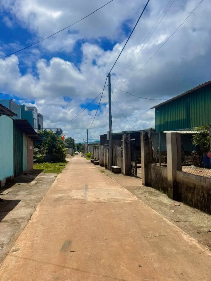 Đất thổ cư phố Lê Duẩn, Pleiku 120m² giá 750 triệu - Pháp lý rõ ràng, hướng Nam!