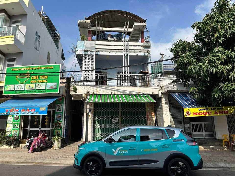 Bán đất mặt tiền Trần Phú Vĩnh Nguyên 111,7m² - Sổ hồng hoàn công, giá thương lượng!