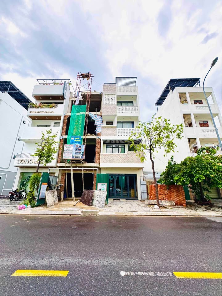 Nhà mặt tiền Thích Quảng Đức, Nha Trang 110m² giá 20 tỷ - Cơ hội kinh doanh tốt!