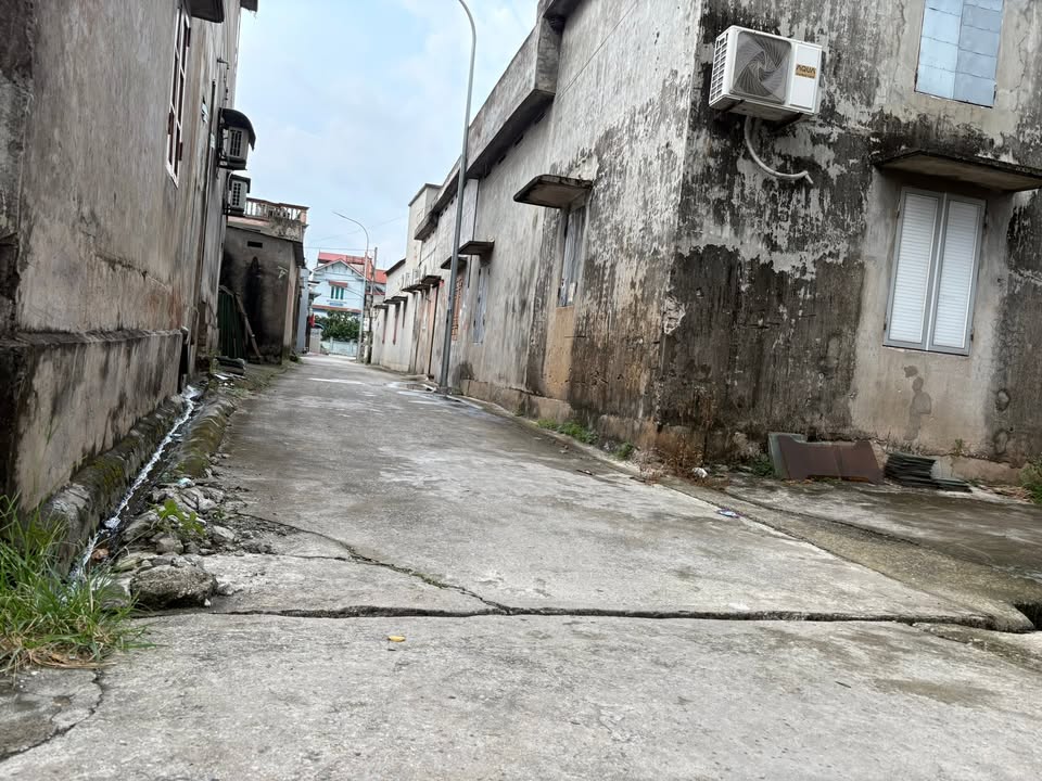 Nhà 2 tầng 104m² tại Hồng Sơn, giá 2 tỷ - Cơ hội không thể bỏ lỡ!