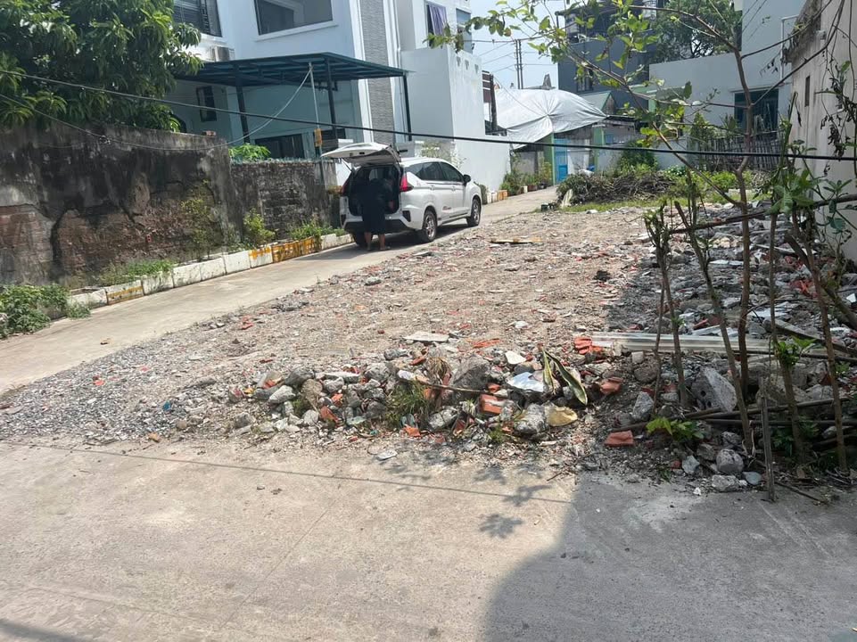 Đất nền Cẩm Đông, Cẩm Phả 90m² giá 1 tỷ - Bán gấp, chính chủ!