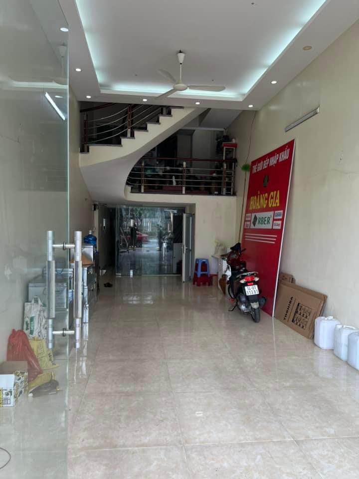 Nhà cho thuê mặt đường Trần Phú, Hạ Long 5 phòng ngủ, giá 25 triệu - Đầy đủ nội thất, sẵn sàng kinh doanh!