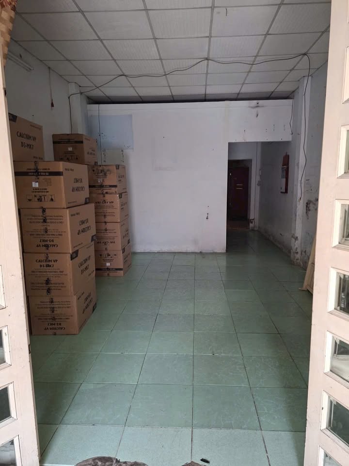 Nhà mặt tiền đường Hiệp Thành, Q12 - 88m², chỉ 7 triệu/tháng - Kinh doanh tuyệt vời!