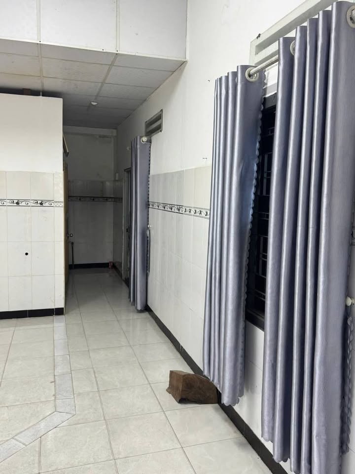 Nhà cho thuê nguyên căn hẻm xe hoa Đường Ngư Ông 60m² giá 2 triệu - Thiết kế đầy đủ công năng!